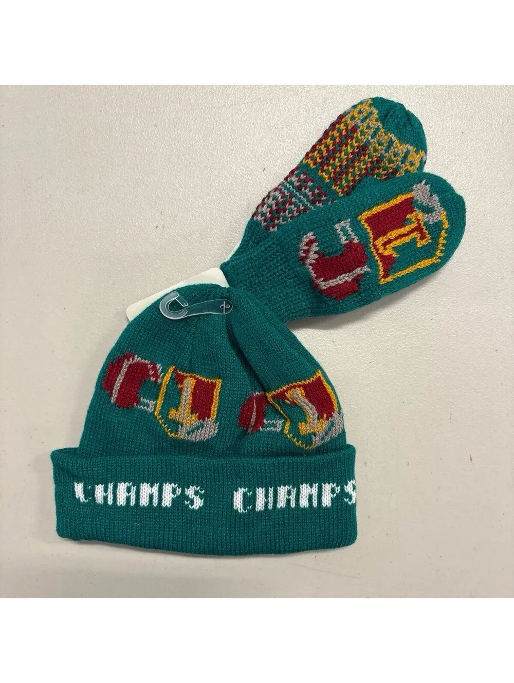 Vintage OshKosh B’Gosh Boys CHAMPS Trophy Knit Beanie Hat Size 4-7 NWT